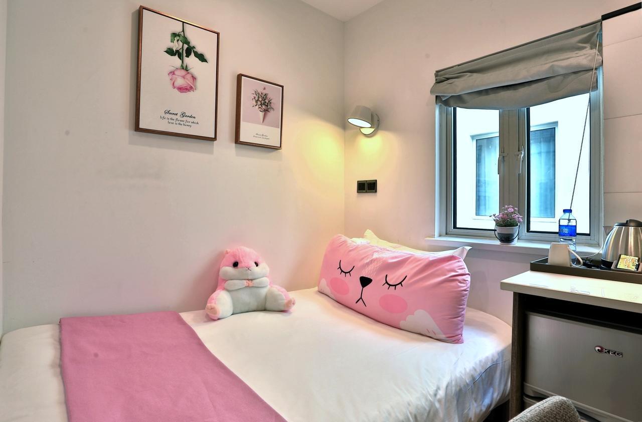 U Hotels Xintiandi Shanghai Exteriör bild