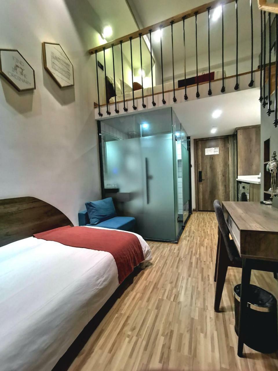 U Hotels Xintiandi Shanghai Exteriör bild